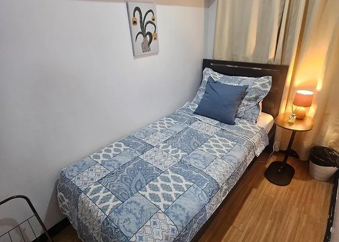 Holiday home Casa Rosa2 2br Loft In Bgc With 55 Smart Tv 5 Pax *